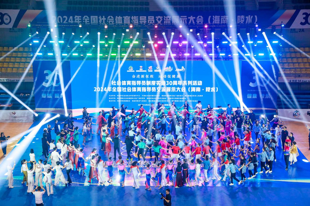 曼联球星表现亮眼，巴萨考虑买断拉什福德，利物浦遭绝平，阿森纳惨败维拉。