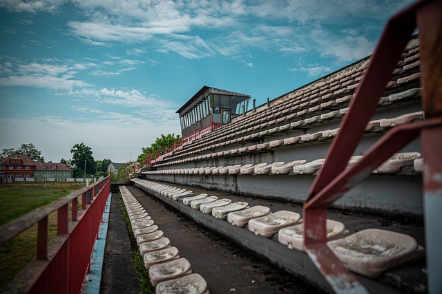 首回合略显 首回合略显